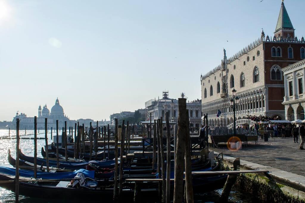 Апартаменты Ca' De Mezo Near San Marco Венеция Экстерьер фото